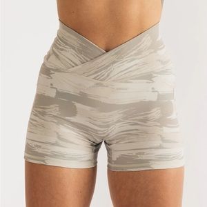Alphalete Surface Power Short